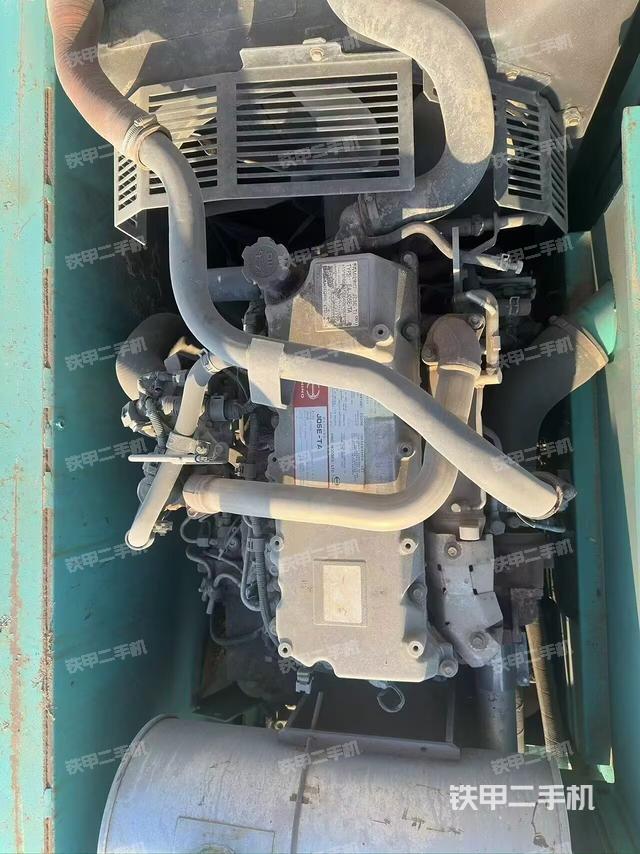 發(fā)動(dòng)機(jī)整體俯視（整機(jī)外觀）