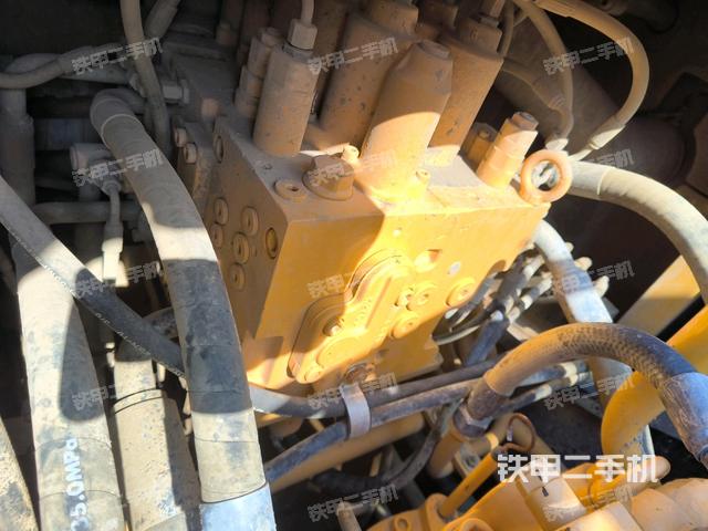 分配閥（上車部件）