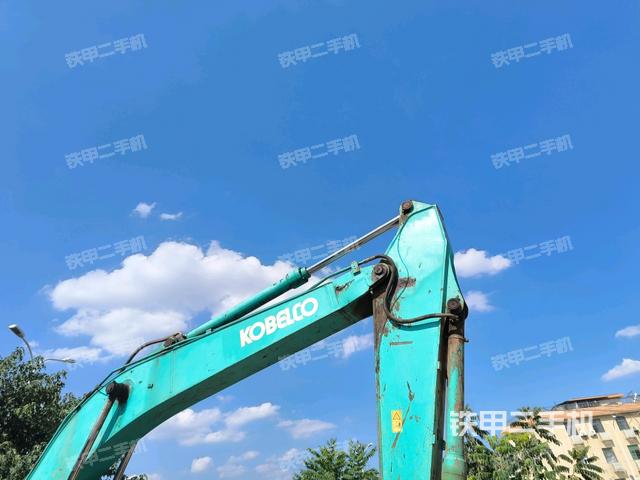 大臂根部?斜視（工作和回轉(zhuǎn)裝置）