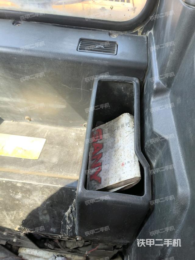 座椅左側(cè)控制臺(tái)/音響/含左手柄（駕駛室部分）