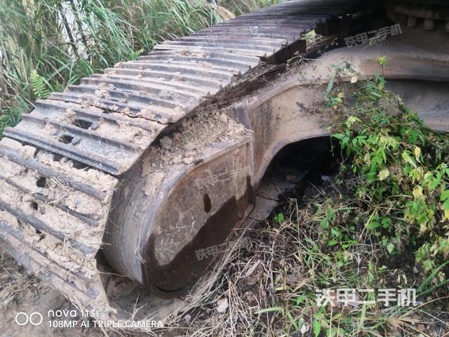 右側行走馬達蓋板（行走機構）