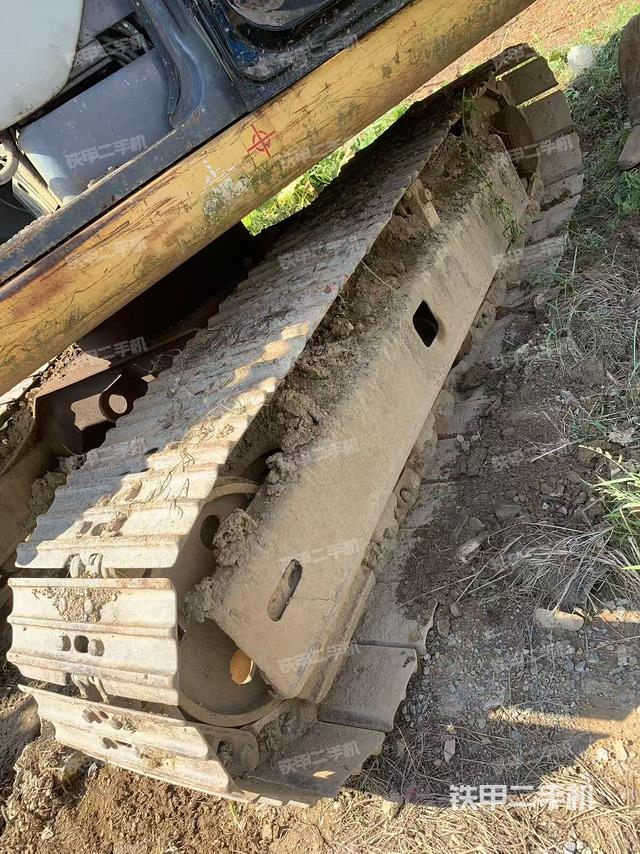 單側(cè)履帶整體（整機(jī)外觀）