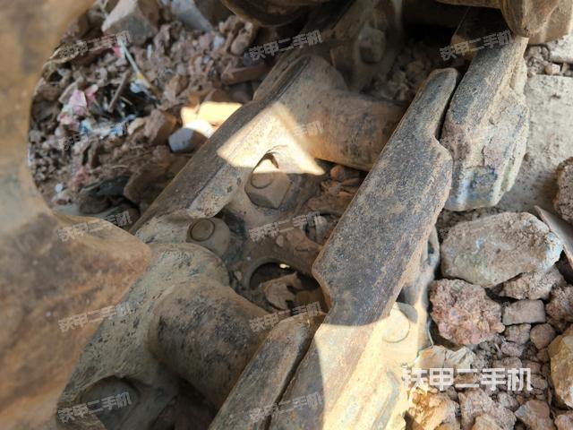 右側(cè)行走馬達(dá)蓋板（行走機(jī)構(gòu)）