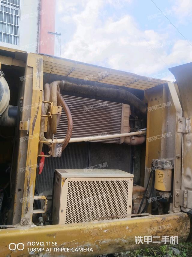 散熱器正面（大件艙室）