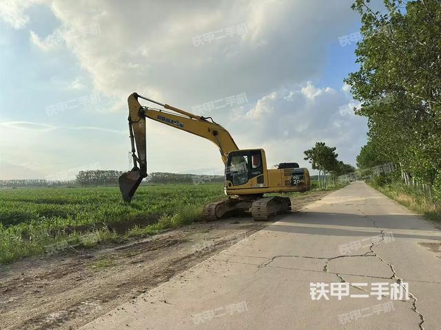 小松PC200-8N1挖掘機(jī)