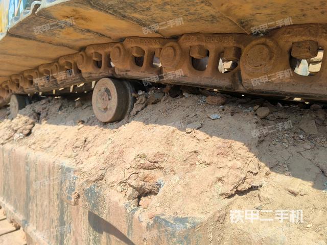 右驅(qū)動(dòng)輪（行走機(jī)構(gòu)）