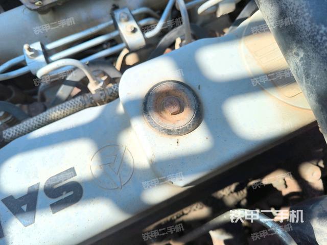 发动机室（上车部件）