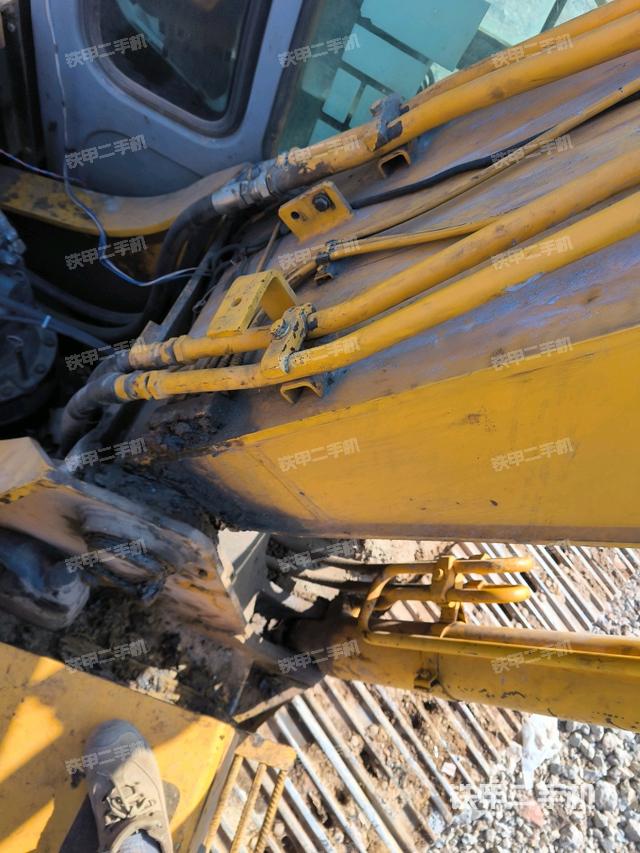 大臂整体 右侧（工作和回转装置）