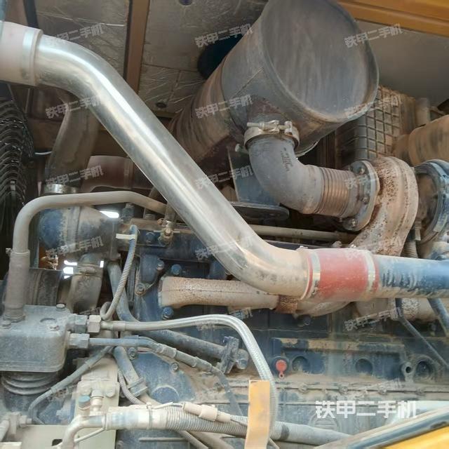 發(fā)動機左側(cè)（整機外觀及大件）