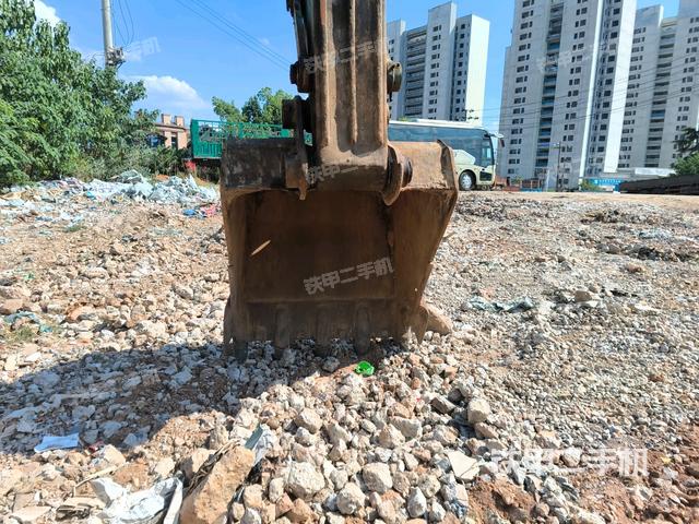 大臂整體?右側(cè)（工作和回轉(zhuǎn)裝置）