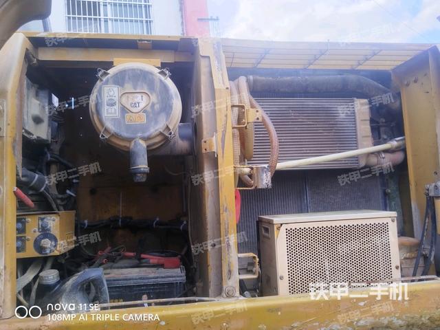 電瓶（大件艙室）