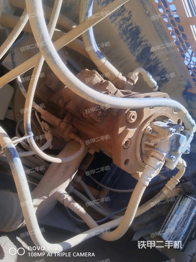 液压泵斜45 左（大件舱室）