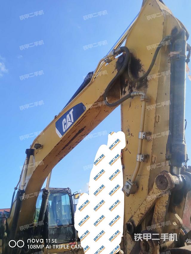 大臂整体 右侧（工作和回转装置）