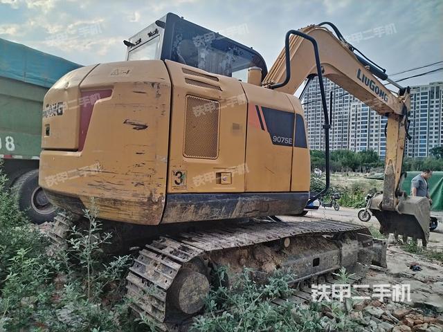 整機右后45°（整機外觀）