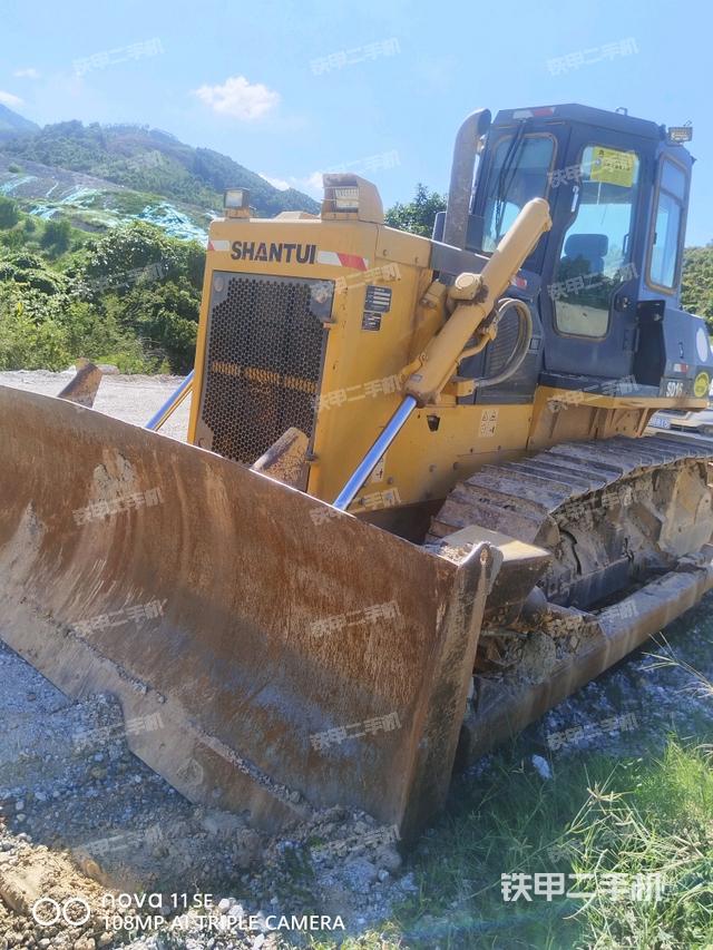 山推SD16標準型推土機