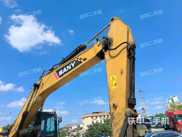 小臂整體左后（工作和回轉(zhuǎn)裝置）