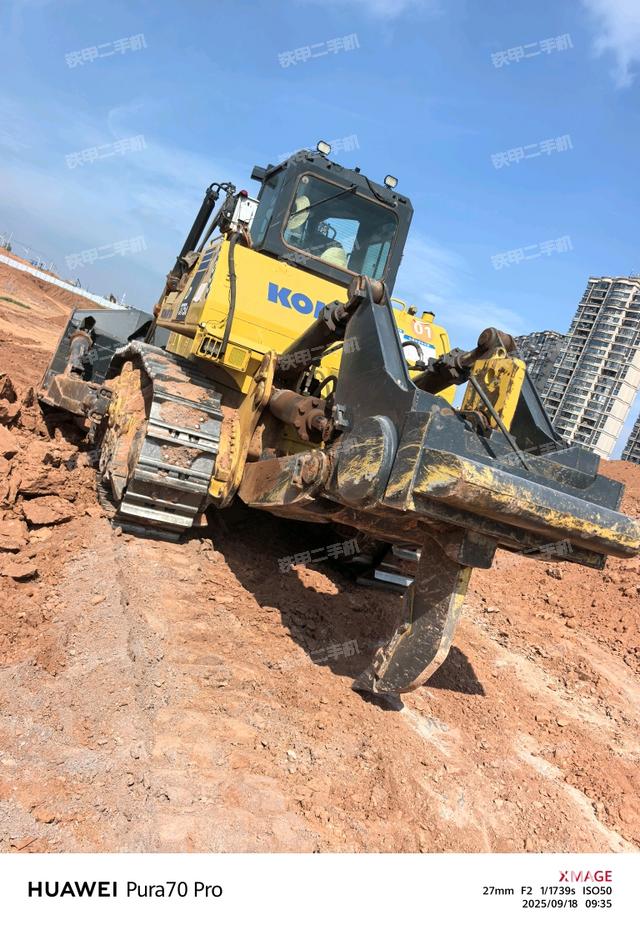 左后45°（推土機整車外觀）