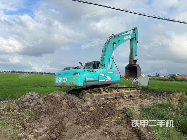 整机右后45°（整机外观）