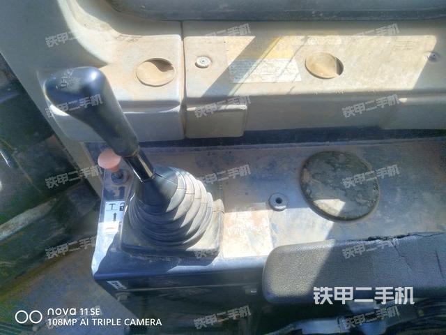 儀表盤全景（推土機(jī)駕駛室）