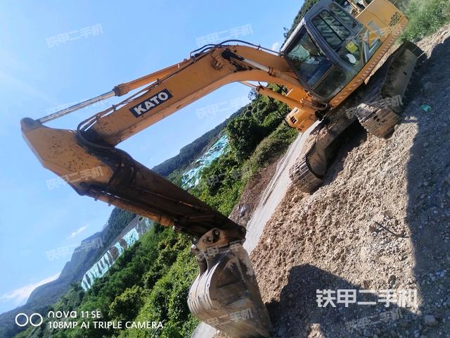 加藤HD820-R5挖掘機(jī)