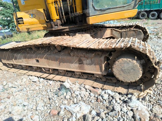 右侧行走马达盖板（行走机构）