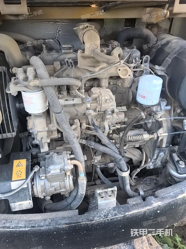 發(fā)動機(jī)整體俯視（整機(jī)外觀）