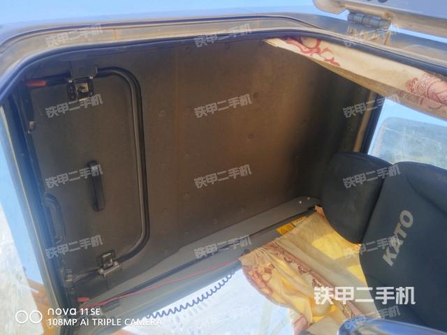 驾驶室正侧（驾驶室部分）