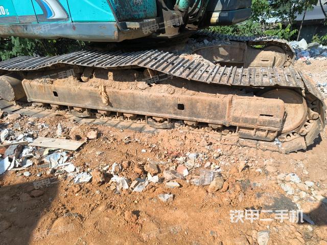 右側(cè)履帶整體（行走機構(gòu)）