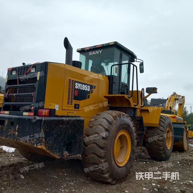 整機右后45°（整機外觀及大件）