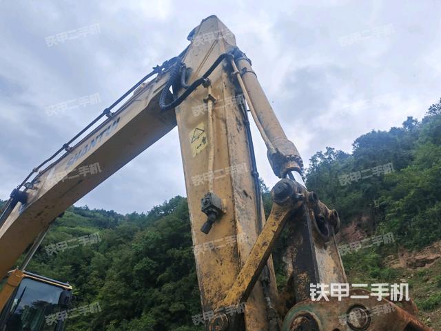 小臂整體左后（工作和回轉(zhuǎn)裝置）