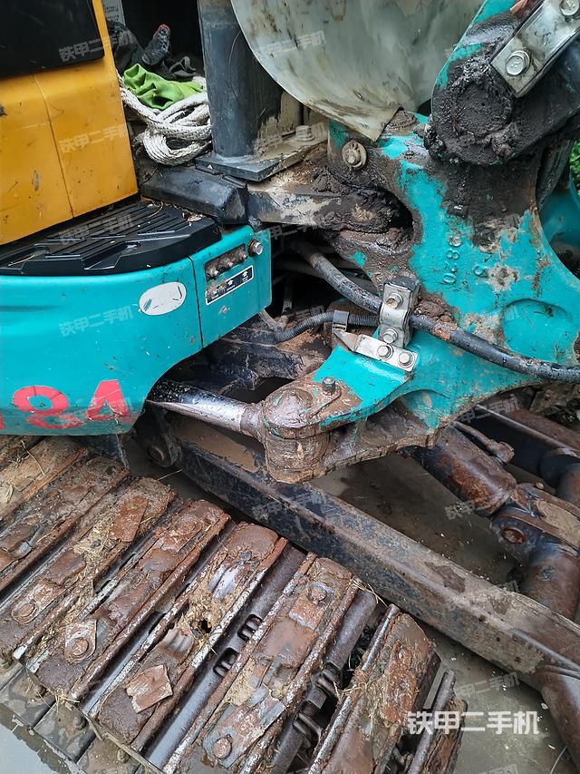 駕駛室整體（整機(jī)外觀）