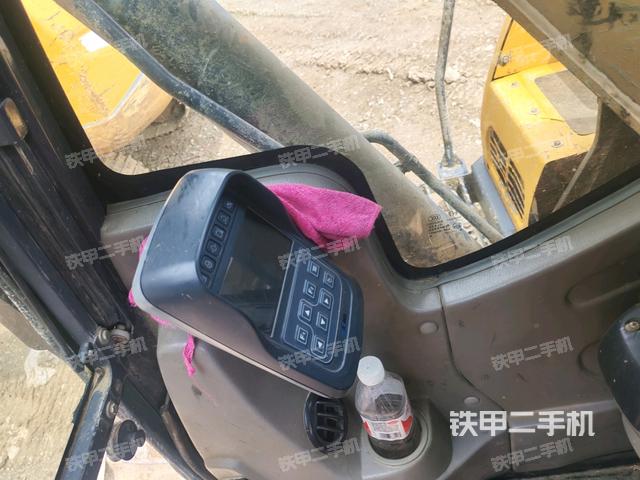 ?駕駛室正側（駕駛室部分）