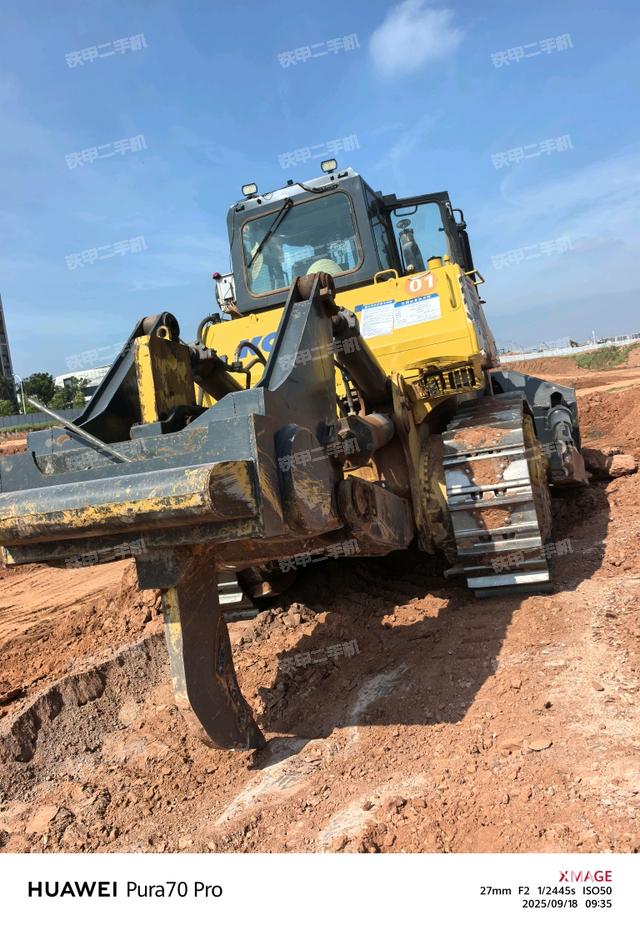 右后45°（推土機整車外觀）