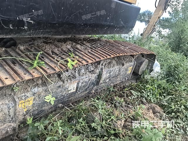 單側(cè)履帶整體（整機(jī)外觀）