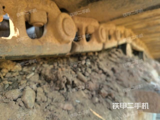 左側(cè)履帶整體?（行走機(jī)構(gòu)）