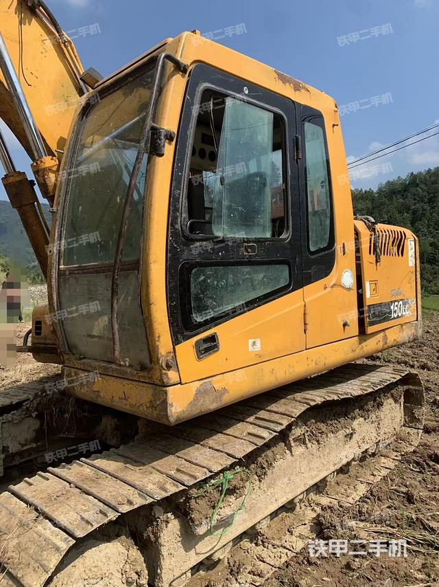 现代R150LC-7挖掘机