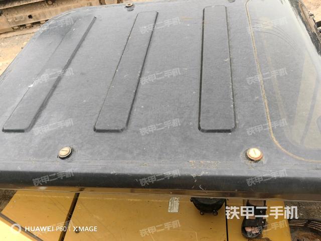 驾驶室顶部（整机外观）