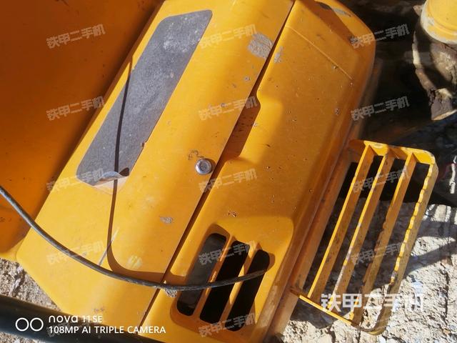 气门室盖螺丝特写（上车部件）