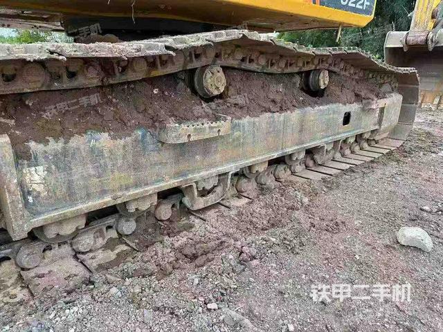 单侧履带整体（整机外观）