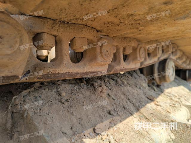 右側(cè)履帶整體（行走機(jī)構(gòu)）