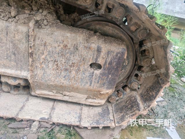 左側(cè)行走馬達蓋板（行走機構(gòu)）