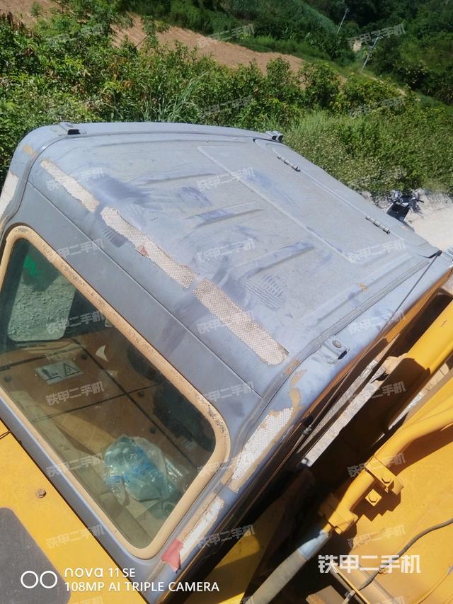 驾驶室顶部俯视（上车部件）