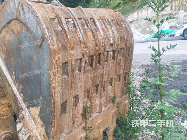 小臂整體右前（工作和回轉(zhuǎn)裝置）