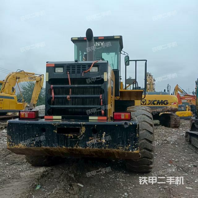 駕駛室工作臺（整機外觀及大件）