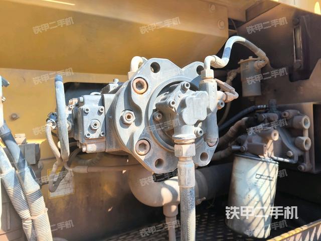 電瓶（大件艙室）