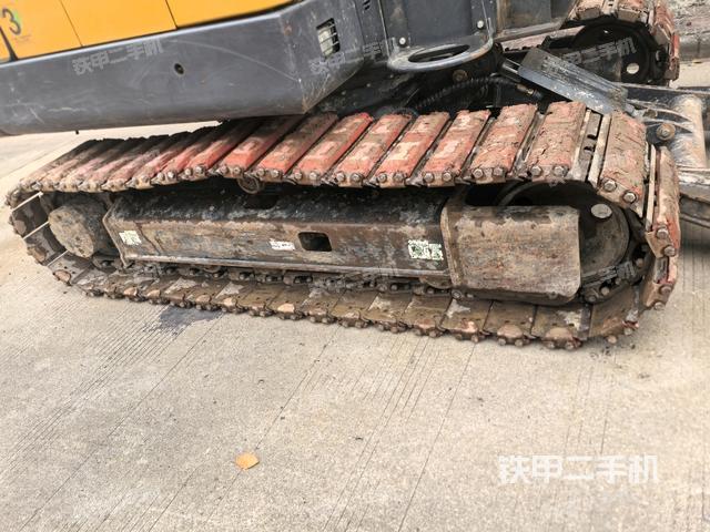 单侧履带整体（整机外观）