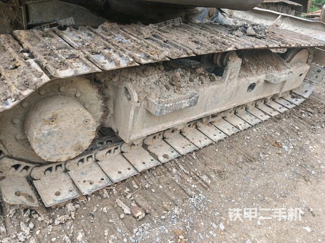 左側履帶整體?（行走機構）