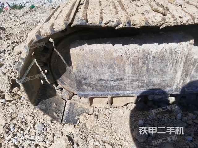 右侧行走马达盖板（行走机构）