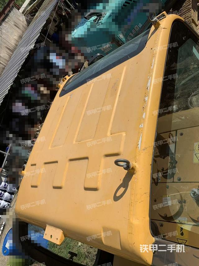 駕駛室頂部（整機(jī)外觀）