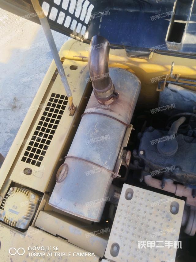 中央回转接头特写（上车部件）